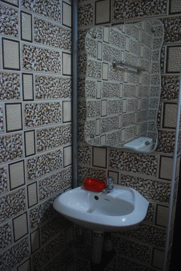 Hotel Jebasakthy Kanyakumari Buitenkant foto