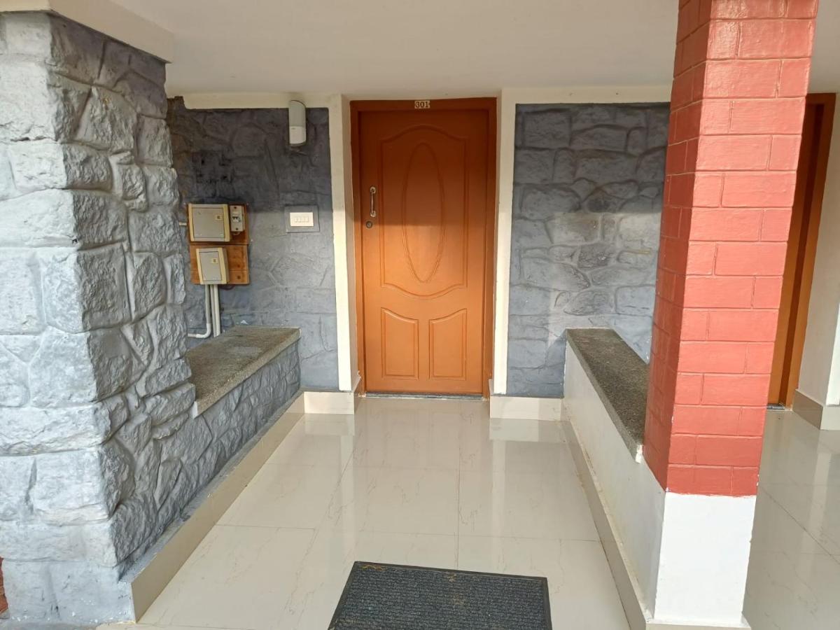 Hotel Jebasakthy Kanyakumari Buitenkant foto